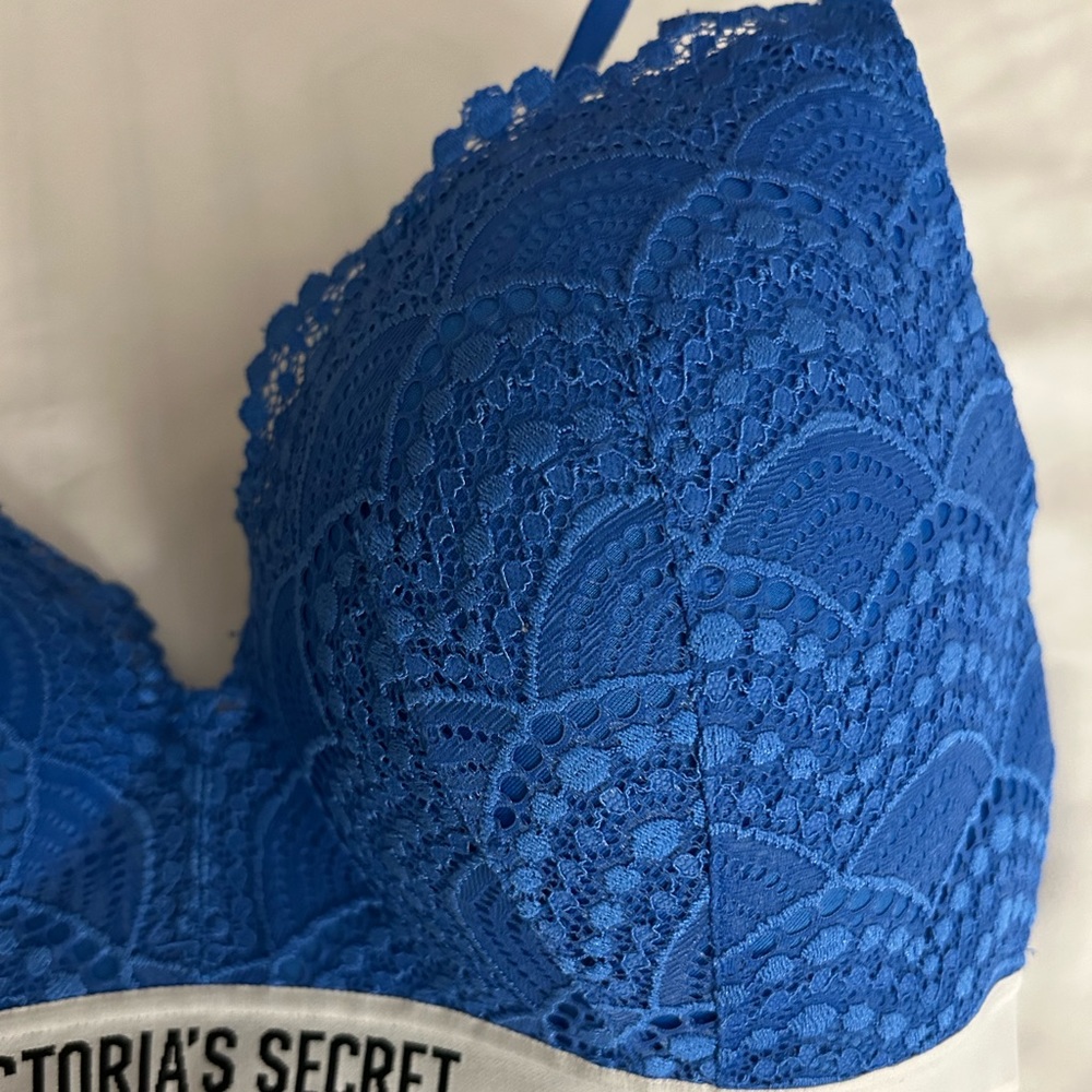 Victoria’s Secret bra